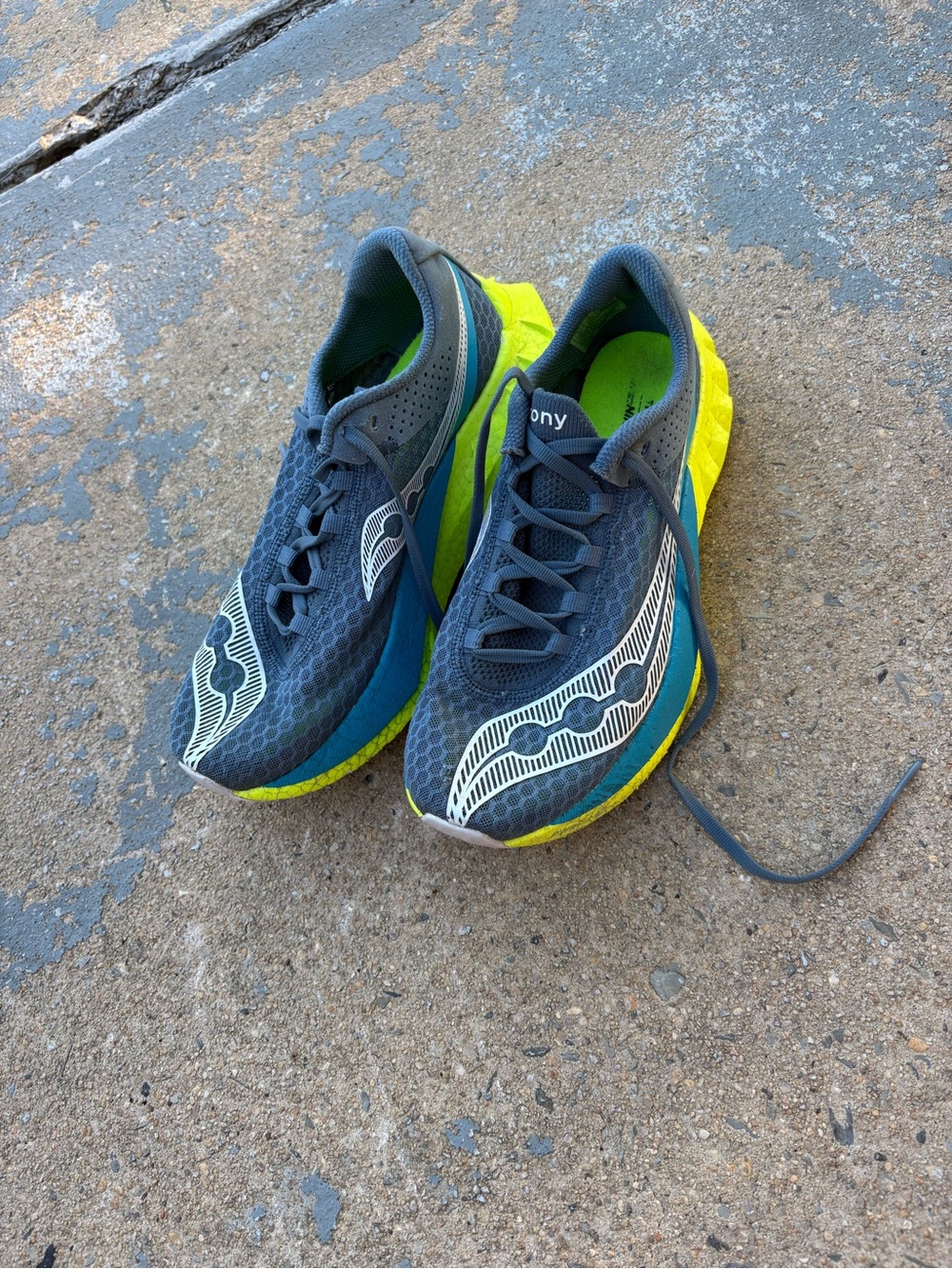 Saucony endorphin pro 4